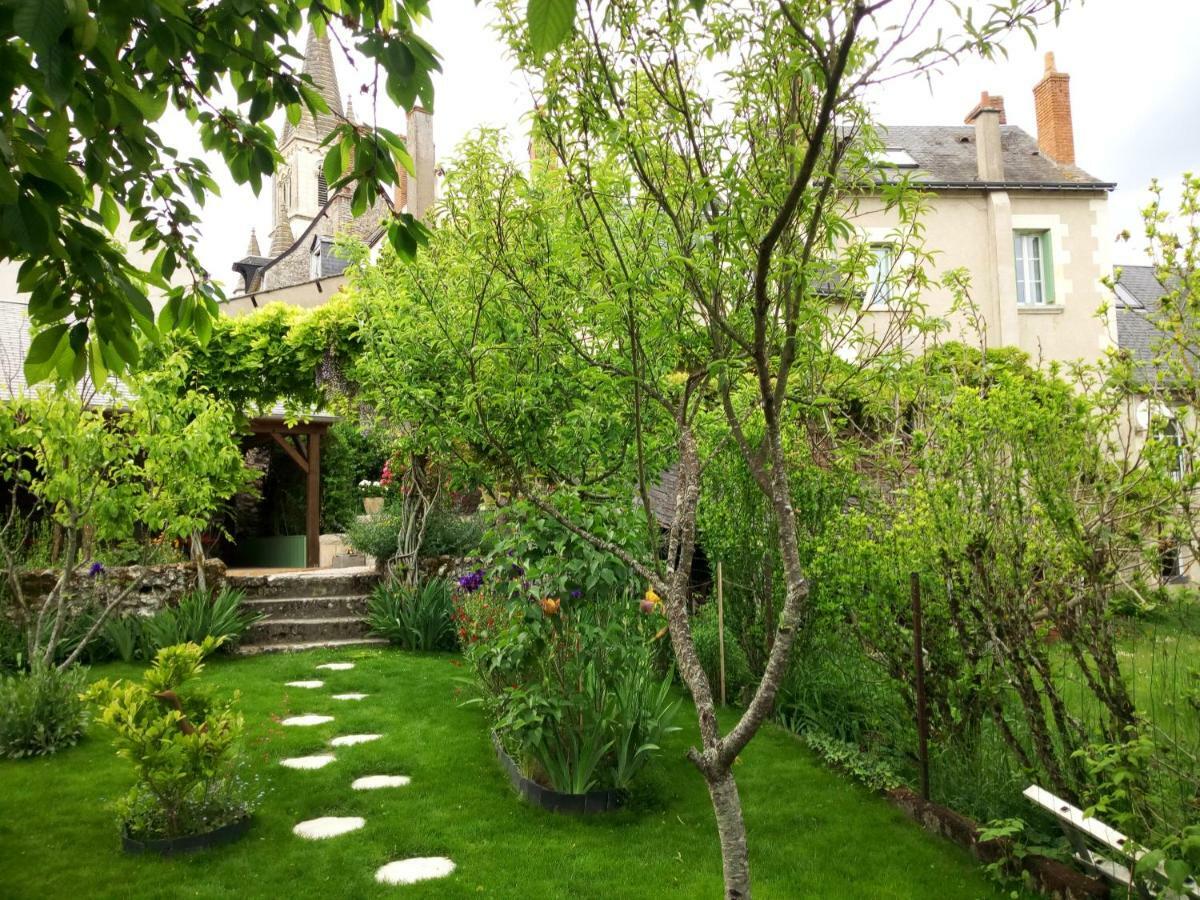 Le Petit Jardin Yoyo Monts Exterior foto